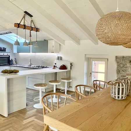 Borgo Dei Sogni - Unique Loft - Di Garda Apartment