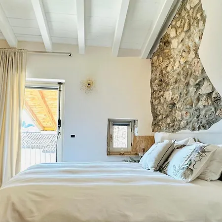 Borgo Dei Sogni - Unique Loft - Di Garda San Felice del Benaco