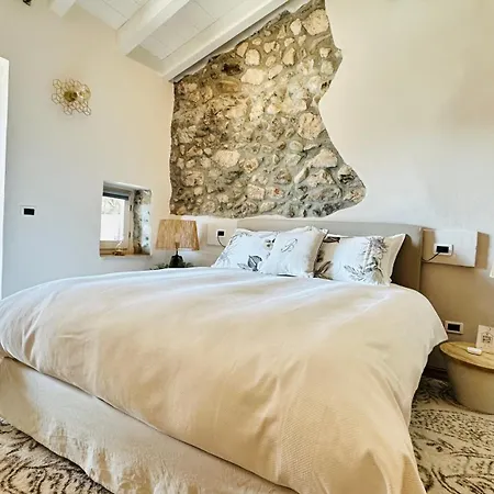 Apartment Borgo Dei Sogni - Unique Loft - Di Garda
