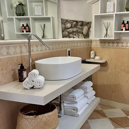 Borgo Dei Sogni - Unique Loft - Di Garda San Felice del Benaco
