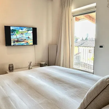 Borgo Dei Sogni - Unique Loft - Di Garda San Felice del Benaco