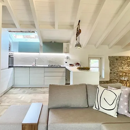 Borgo Dei Sogni - Unique Loft - Di Garda San Felice del Benaco